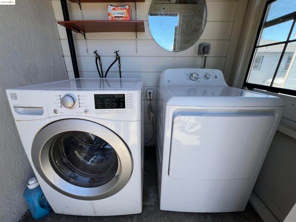 3064 Curran Ave, Oakland CA 94602