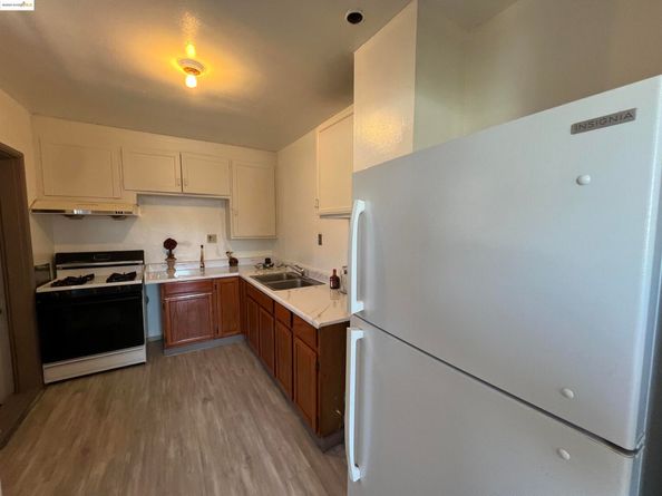 3064 Curran Ave, Oakland CA 94602