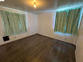 3064 Curran Ave, Oakland CA 94602