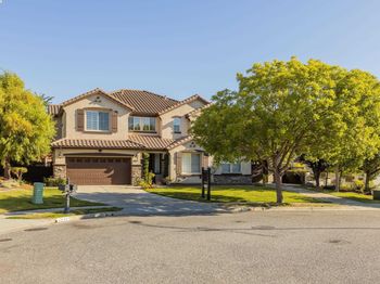 2626 Carmella Ct