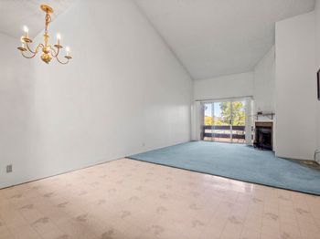 2121 Vale Rd