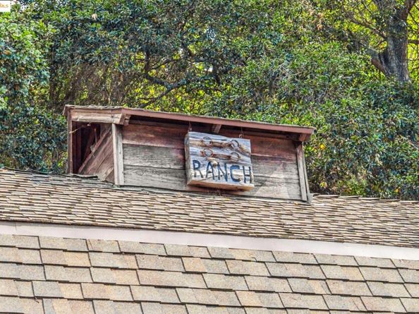 5201 Alhambra Valley Rd, Martinez CA 94553