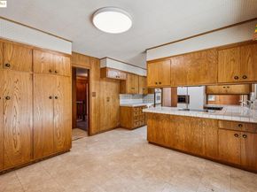 5201 Alhambra Valley Rd, Martinez CA 94553