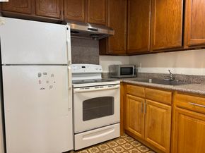 330 8Th St 3D, Oakland CA 94607