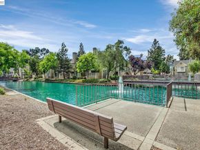 150 Reflections Drive 13, San Ramon CA 94583