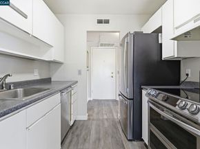 470 N Civic Dr 413, Walnut Creek CA 94596