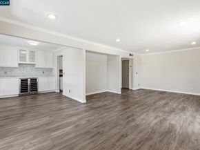 470 N Civic Dr 413, Walnut Creek CA 94596