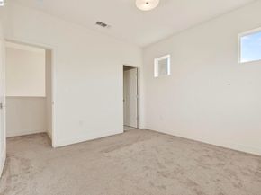 6065 Bullion Ln, Dublin CA 94568