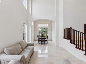 25318 Buckeye Dr, Castro Valley CA 94552