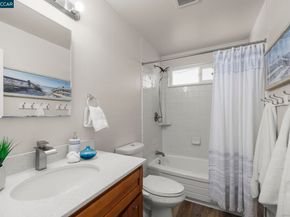 4063 Salem St, Concord CA 94521