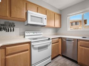 7584 Silvertree Ln, Dublin CA 94568