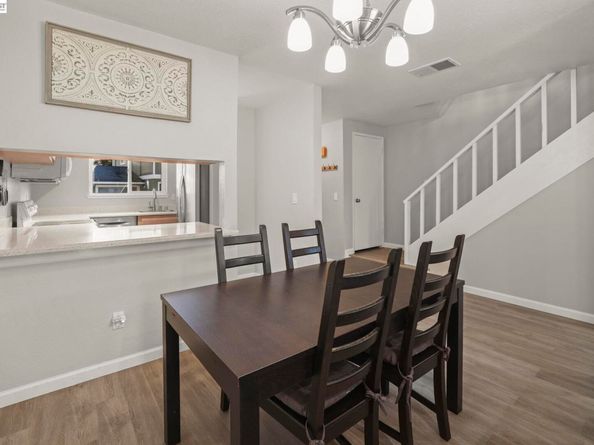 7584 Silvertree Ln, Dublin CA 94568