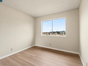 108 Saint Michaels Ct, Daly City CA 94015