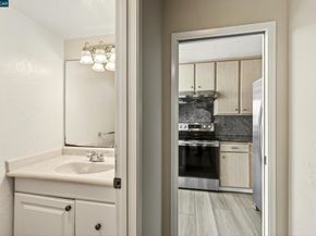 108 Saint Michaels Ct, Daly City CA 94015