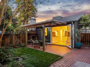 360 Alcatraz Ave, Oakland CA 94618