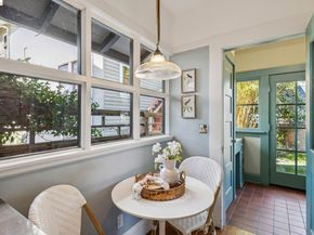 360 Alcatraz Ave, Oakland CA 94618