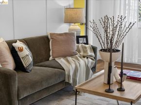 4030 Lusk St, Oakland CA 94608