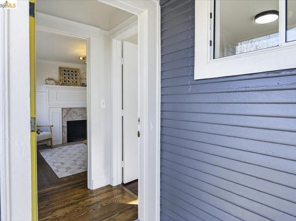 4030 Lusk St, Oakland CA 94608