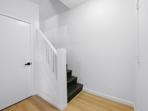 2217 E 24Th St, Oakland CA 94606