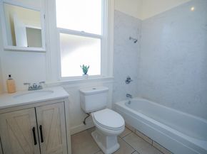 1432 Union ST Upper, Oakland CA 94607