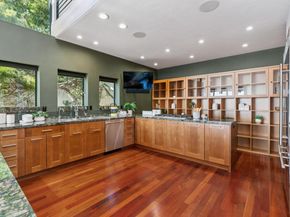 6353 Skyline Blvd, Oakland CA 94611