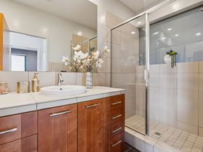 6353 Skyline Blvd, Oakland CA 94611