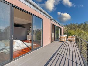 6353 Skyline Blvd, Oakland CA 94611