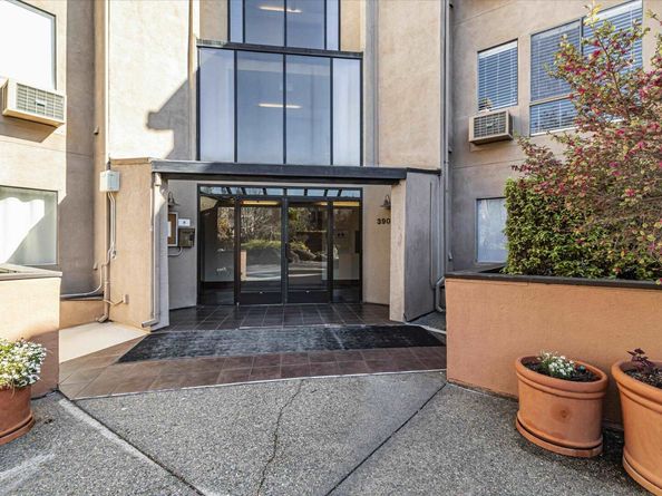 39059 Guardino Dr 206, Fremont CA 94538