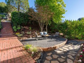 6227 Wood Dr, Oakland CA 94611