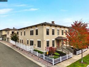 1018 Promenade St., Hercules CA 94547