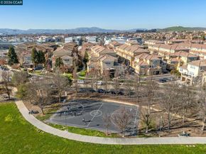 4363 Fitzwilliam St, Dublin CA 94568