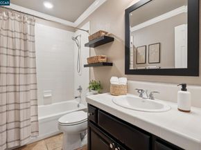 4363 Fitzwilliam St, Dublin CA 94568