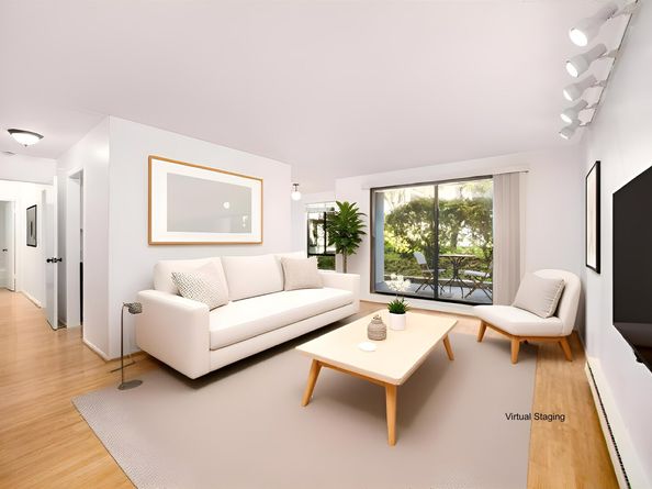 8 Admiral Dr A238, Emeryville CA 94608