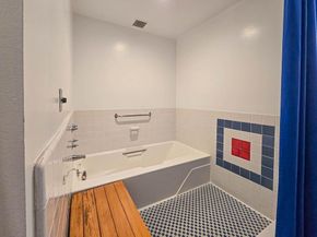 8 Admiral Dr A238, Emeryville CA 94608