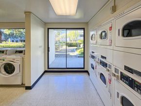 8 Admiral Dr A238, Emeryville CA 94608