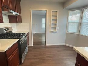 2100 94Th Ave, Oakland CA 94603