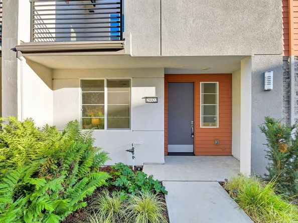 29322 Hub Ln, Hayward CA 94544