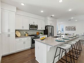 29322 Hub Ln, Hayward CA 94544