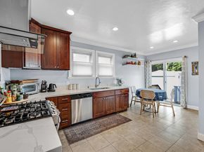 2927 Seminary Ave, Oakland CA 94605