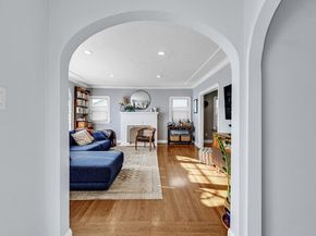 2927 Seminary Ave, Oakland CA 94605