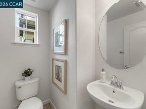 517 Falling Star Dr, Martinez CA 94553