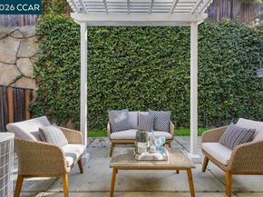 517 Falling Star Dr, Martinez CA 94553