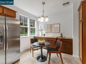 517 Falling Star Dr, Martinez CA 94553