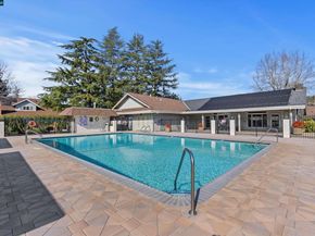 18 Miramonte Dr, Moraga CA 94556