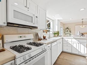 18 Miramonte Dr, Moraga CA 94556