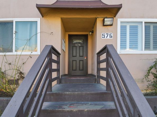 576 Sylvan St 20, Daly City CA 94014