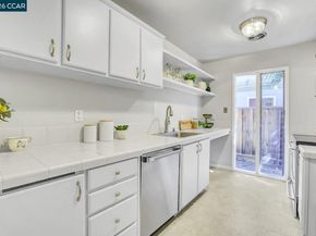 2133 Donald Dr 9, Moraga CA 94556
