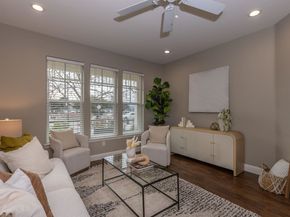 318 S Livermore Ave 104, Livermore CA 94550