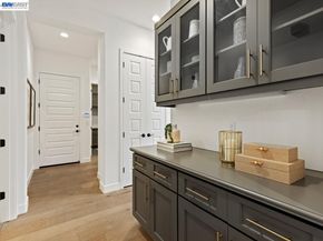 580 Boyd Rd, Pleasant Hill CA 94523