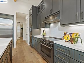 580 Boyd Rd, Pleasant Hill CA 94523